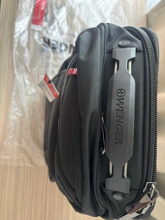 Rucsac laptop Wenger, Cosmic, 17 inch, compartiment tableta, Negru