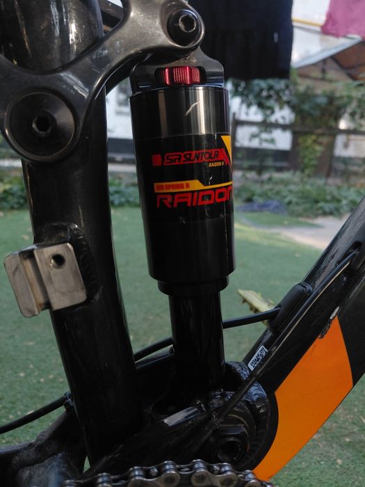 SR Suntour Raidon R 190×51 мм