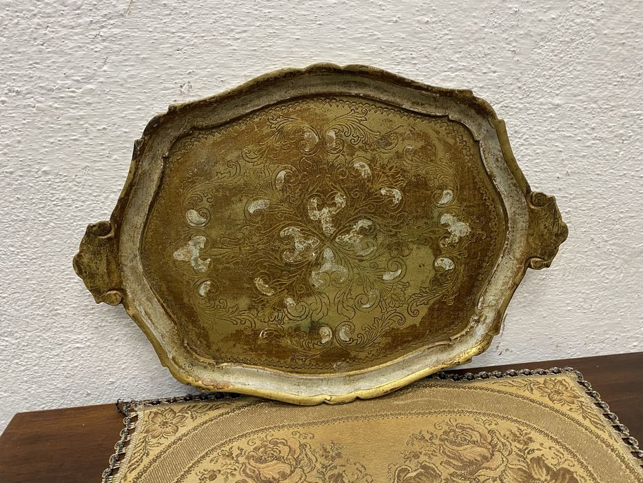 Италиански поднос с позлата от дърво
