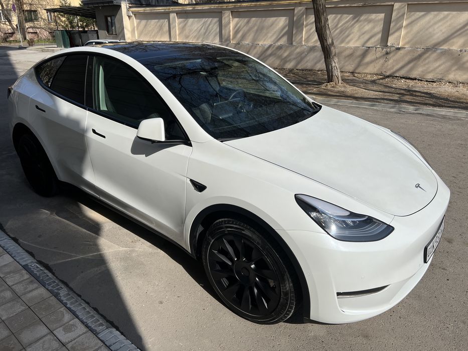 Тесла Y Dual Motor Longe Range 82kwh 4AWD 2022год / 23000км Американка
