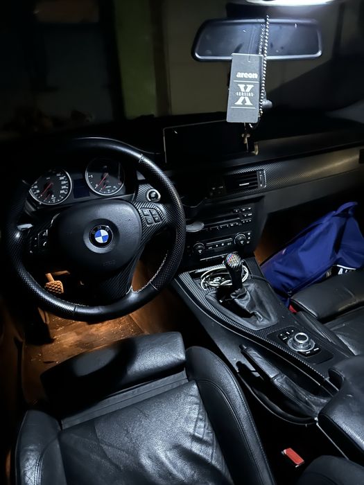 Продава се BMW330XD