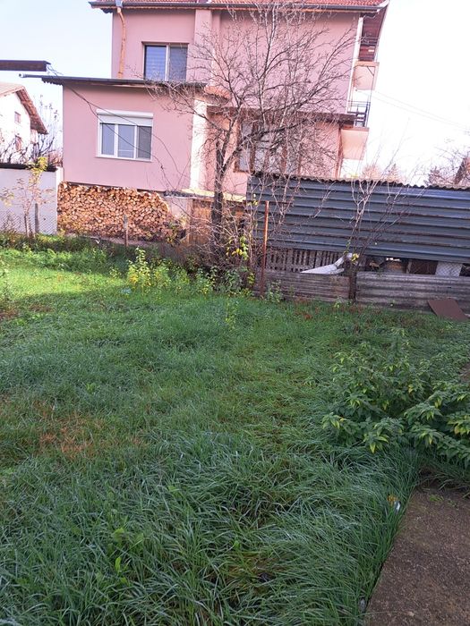 Място под наем гр.Костинброд 500кв.м