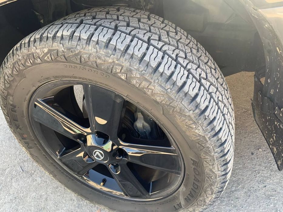 Lexus lx 470 xolati zor