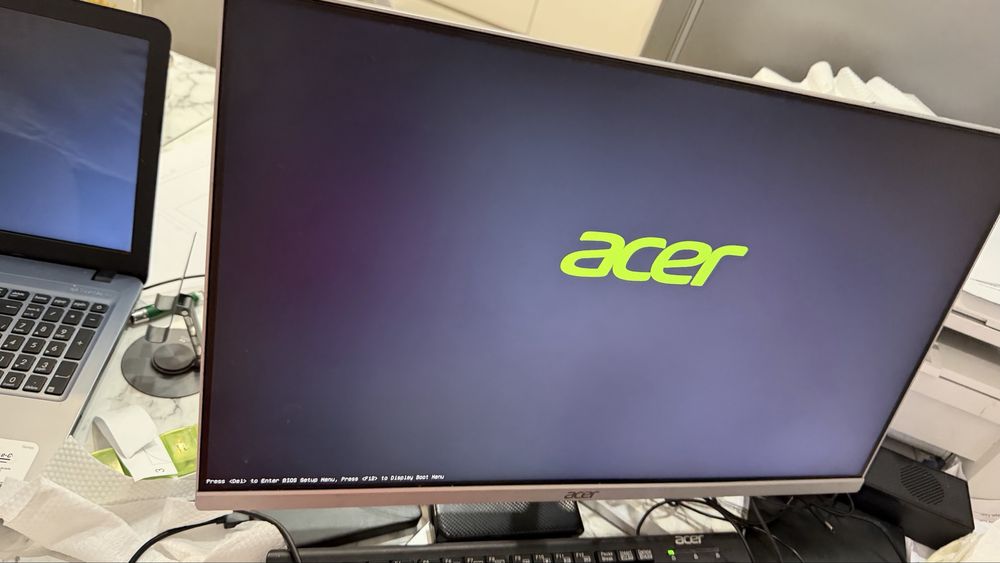 Продам моноблок acer
