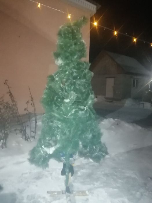 Продам елку, 175 см