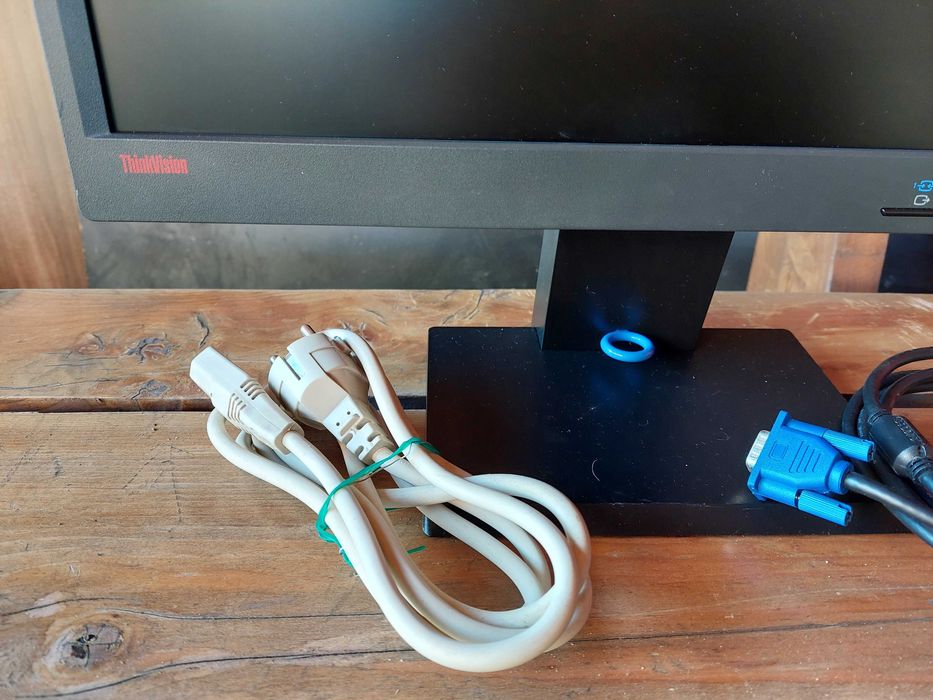 Monitor DVR Lenovo ThinkVision L1951pwD 19"