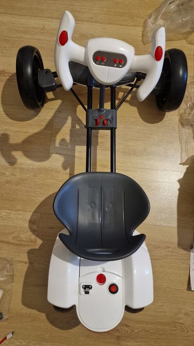 Электромобиль детский