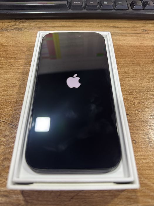 Iphone 16 Pro 256GB 90%