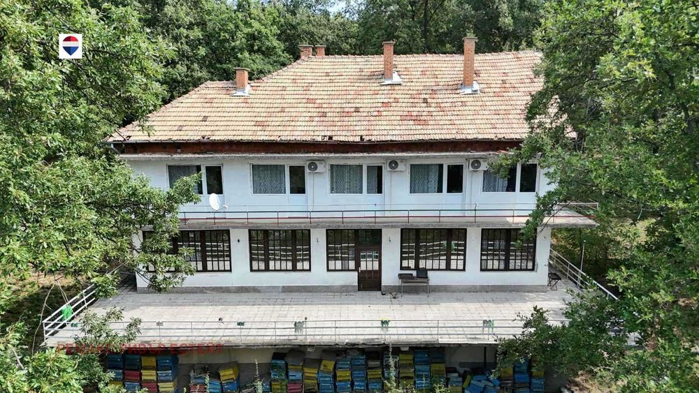 Туристическа хижа за продажба в с. Беловец, обл. Разград