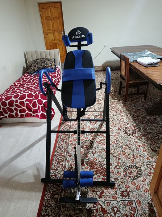 Axelus пазваночника и гирижи