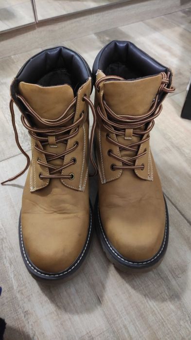 Мъжки обувки, тип боти