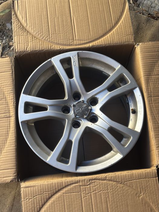 Продам 4 диска в отс.