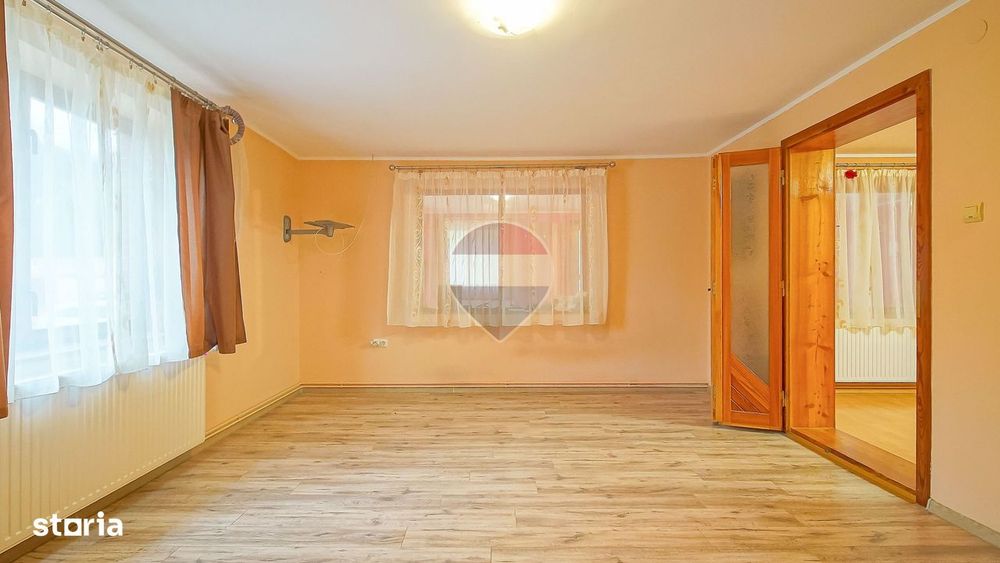 Comision 0 %! Casă de vânzare în Tărlungeni!