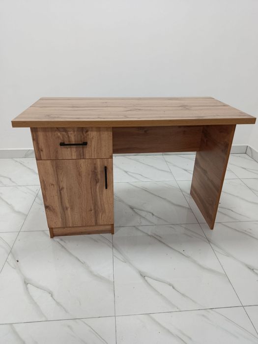 Offisini stol yangi xolatda