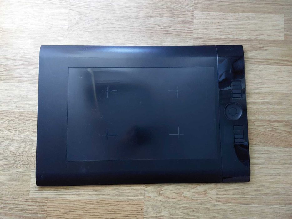 Tabletă grafică Wacom Intuos4 Large (PTK-840) – fără pen și cablu