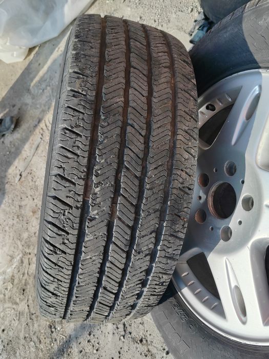 Диски с шинами от Геленвагена.