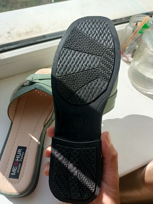 Продам летние шлепки