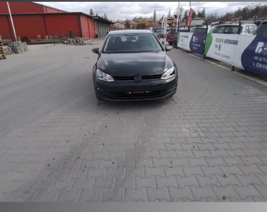VW Golf …………………..