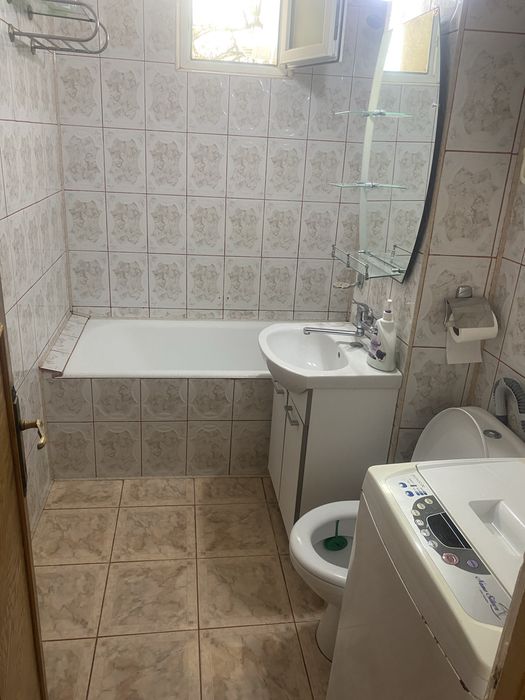 inchiriez apartament