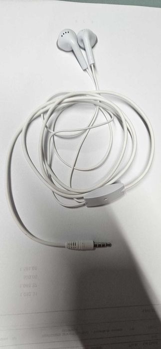 Casti cu fir si mufa jack originale Samsung