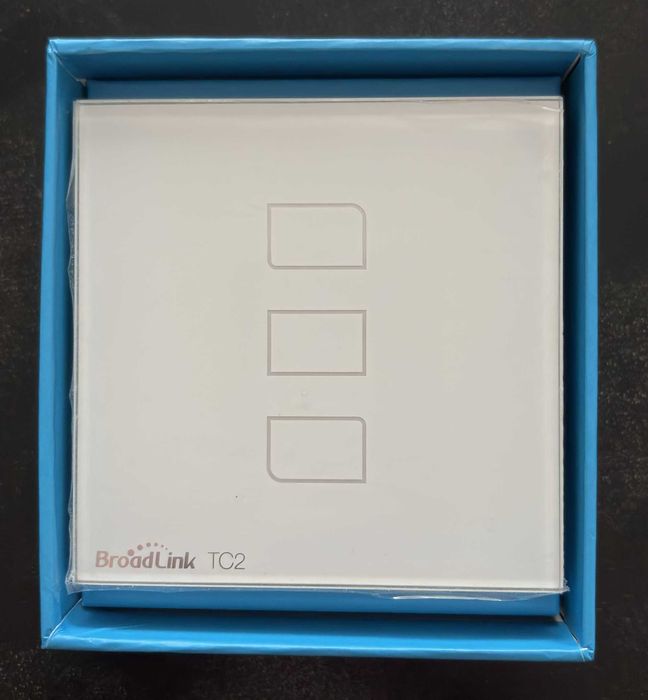Intrerupator smart BroadLink TC2 - 3 canale - 433MHz