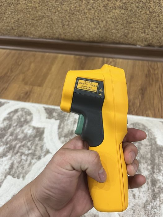 Термометр для измеренние температур Fluke 62max