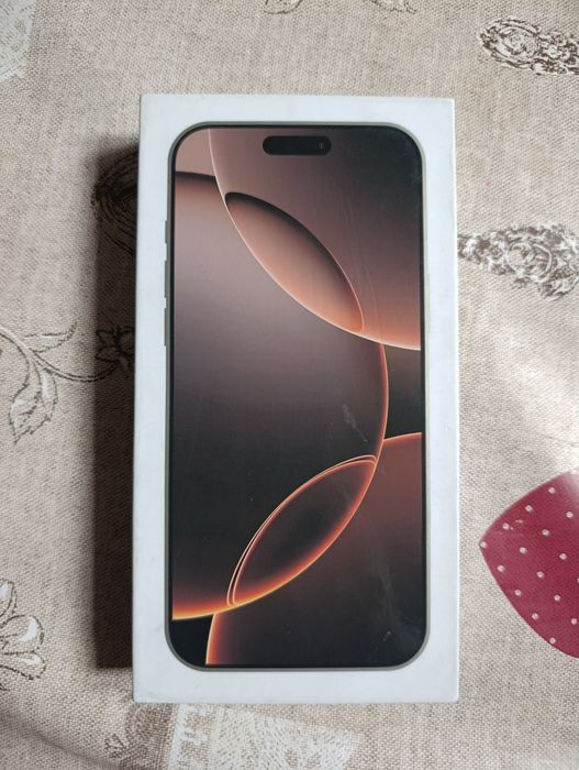 iPhone 16 Pro Max JIAENOVA