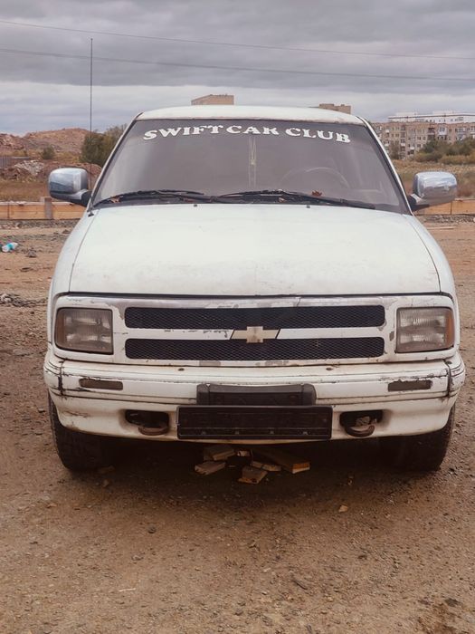 Продам chevroler blazer 1995 года
