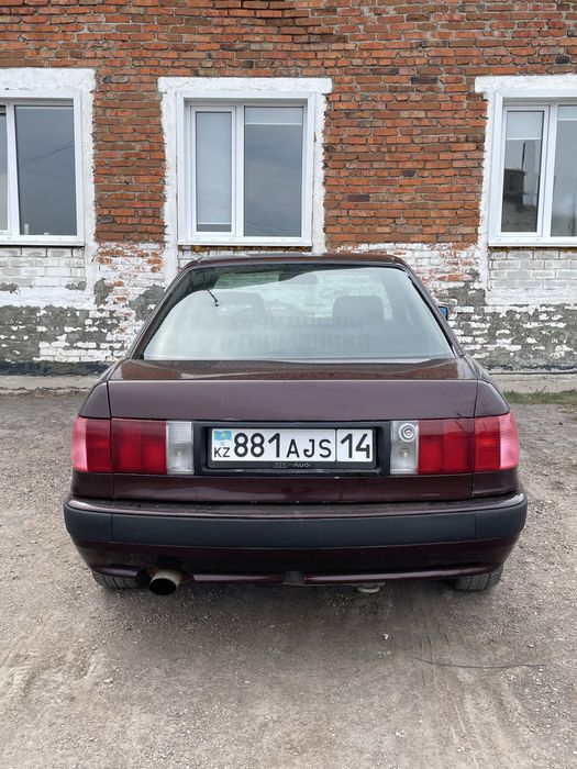 Продам Ауди 80 б4