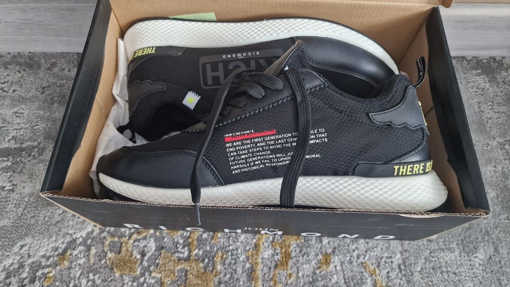 Sneakers John Richmond