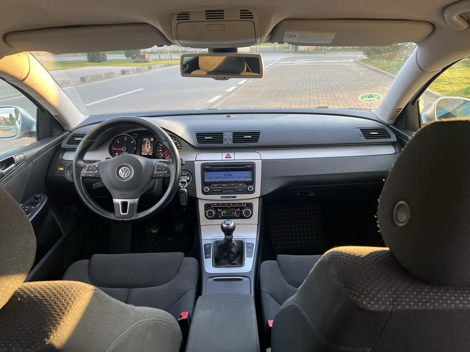 VOLKSWAGEN Passat 2010 — imagine 15