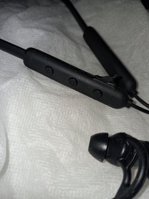 Беспроводные наушники