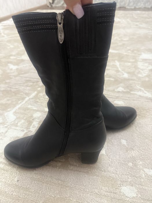 Продам сапоги осенние