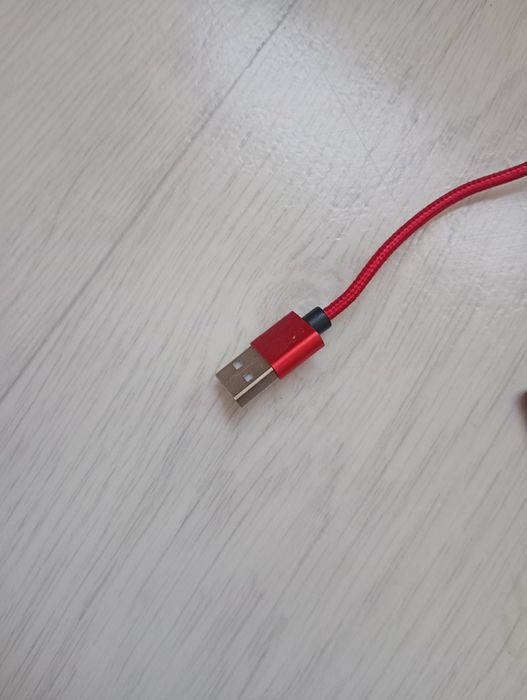 USB кабель с магнитным наконечникником