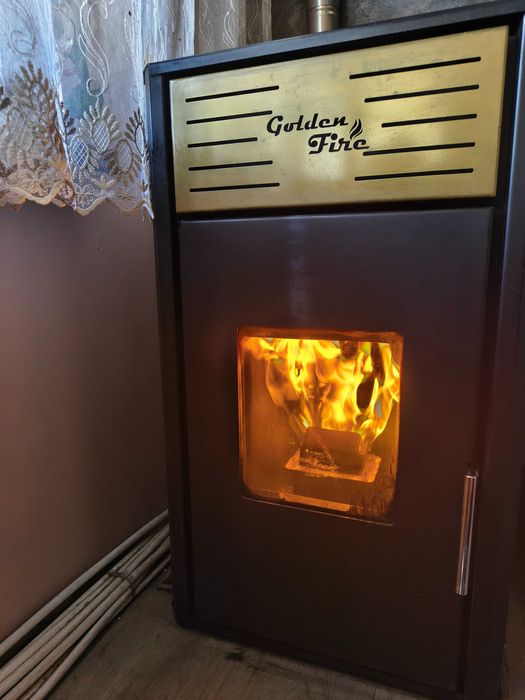 Пелетна камина GF 18kw