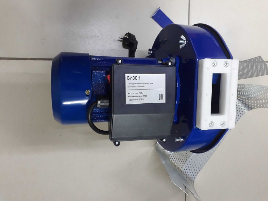 Дробилка для зерна