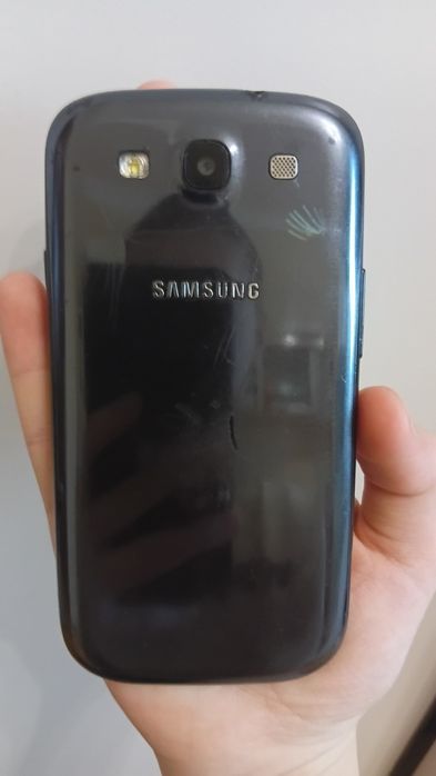 Samsung Galaxy S III I9300 (16) Черный