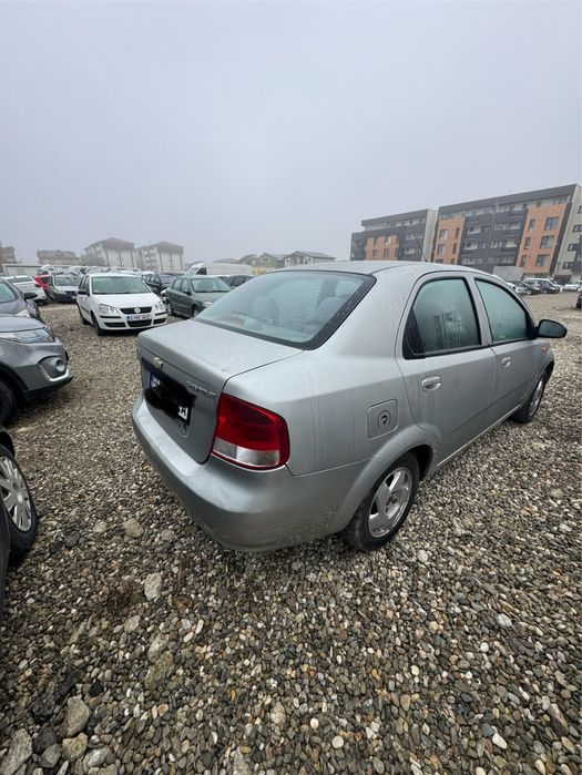 Inchiriem autoturisme automate/manuale Tazz/Glovo