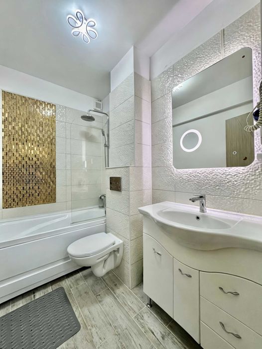 Apartament 3 camere - Gradina - Piscina - Parcare Subterana