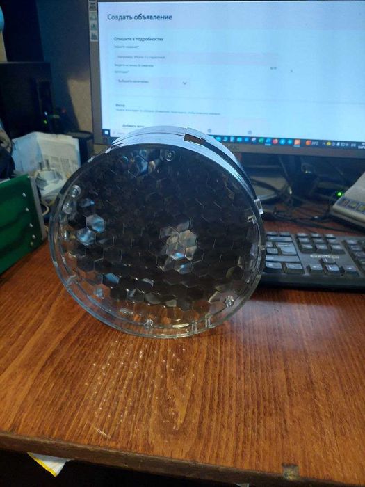 светодиодный фонарь для декоративной подсветки в вашем саду.