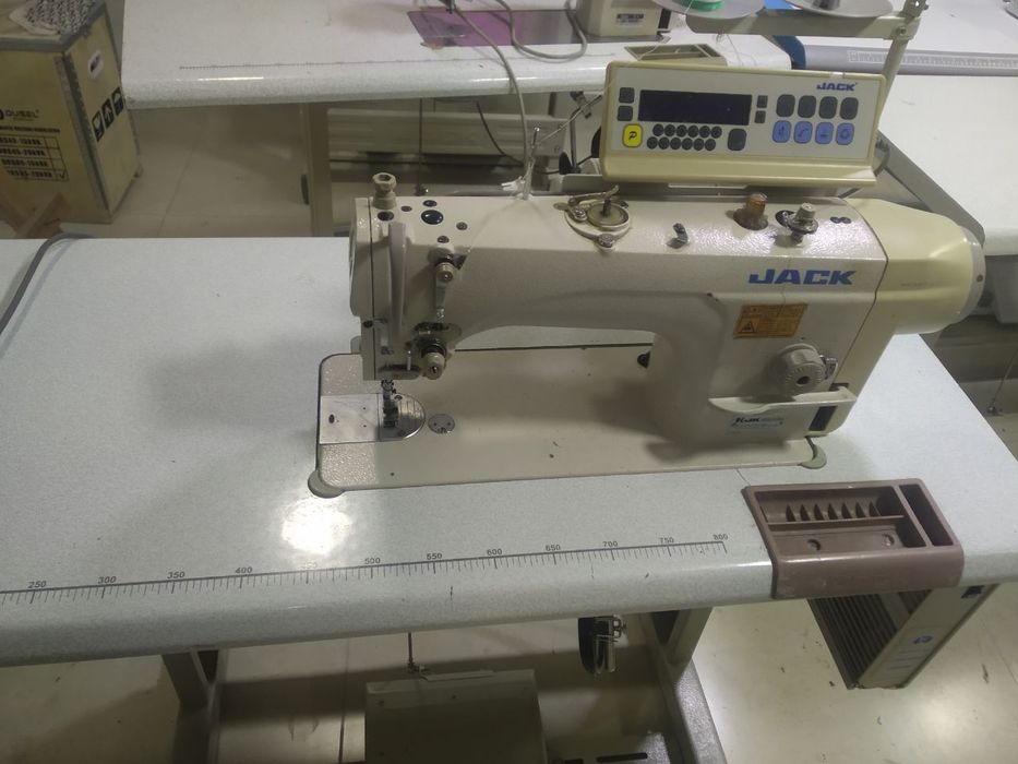 Жек тикув мошиналари  сотилади .