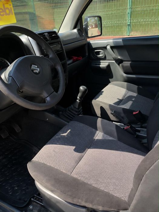 Suzuki Jimny 2010 1.5 L diesel 4 x 4 greu+usor fara rugina perfect functionala accept variante la 5500 euro