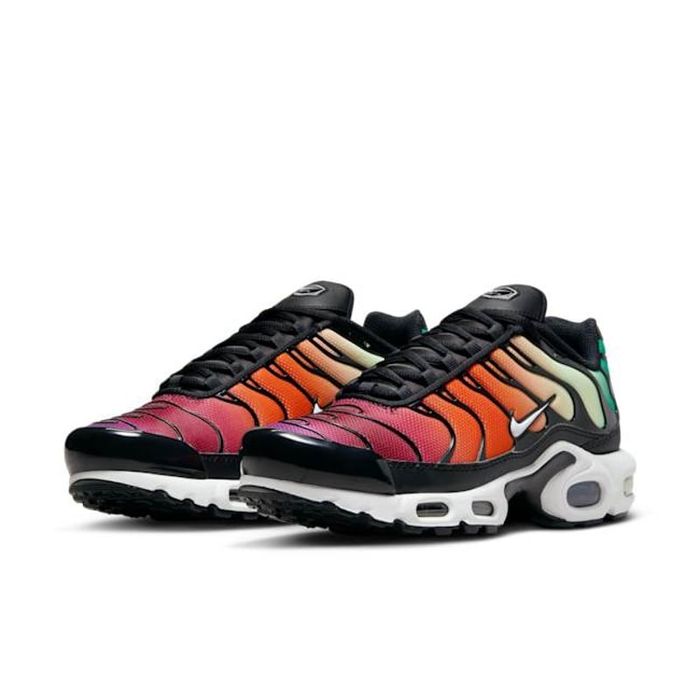 Nike Air Max Plus
"Rainbow"
