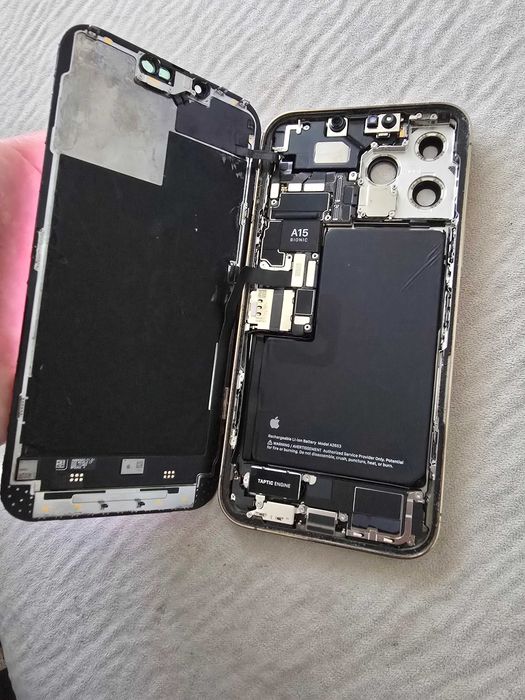 iPhone 13 pro max на части
