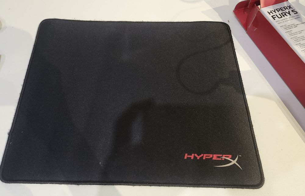 Игровой коврик hyperX