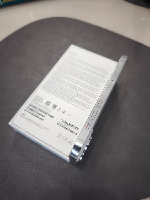 Продавам Iphone 14 Pro White