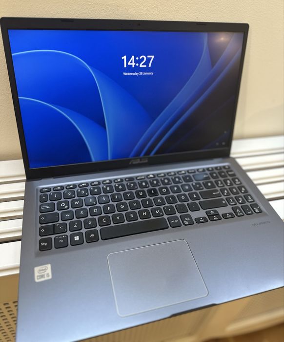 Laptop ASUS VivoBook i5 – 8GB RAM, SSD