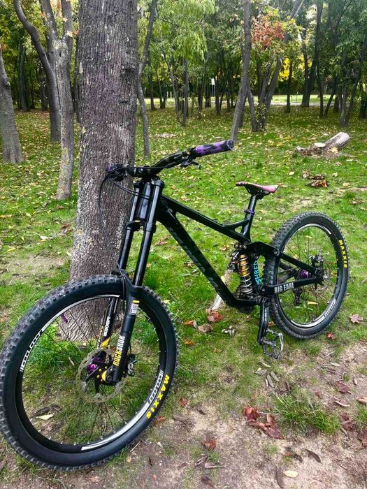 Kona Operator Supreme DH / Hope / Rockshox Boxxer / Saint / Nukeproof