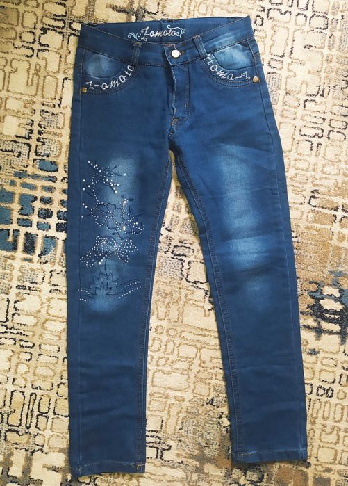 Джинсы на девочку 7-8 лет