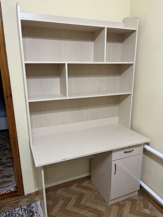 Письменный стол школьника